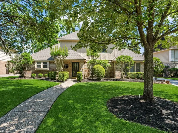 6415 Wimbledon Villas Dr, Spring, TX 77379