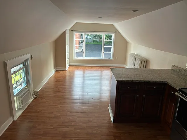 1 bed, 600 sqft, $1,125 — Photo 2