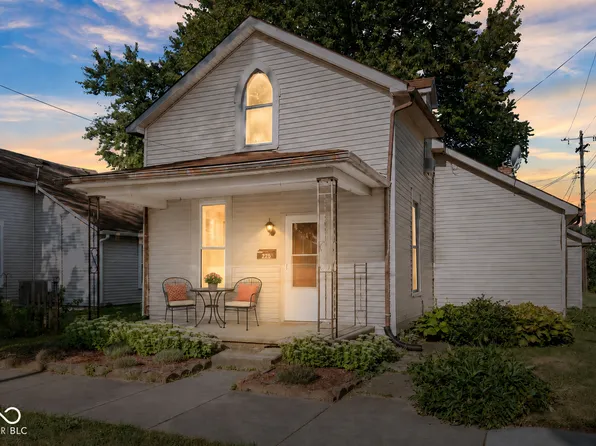 225 N West St, Shelbyville, IN 46176