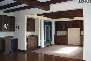 5th image of 16977 Park Way
