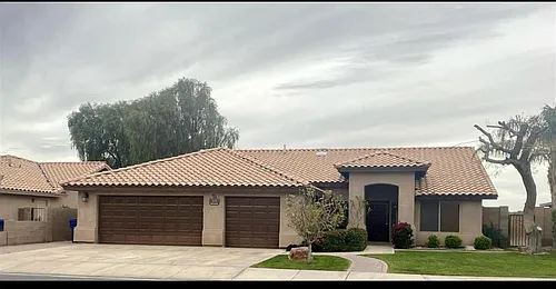 3016 S 48th Way Photo 1
