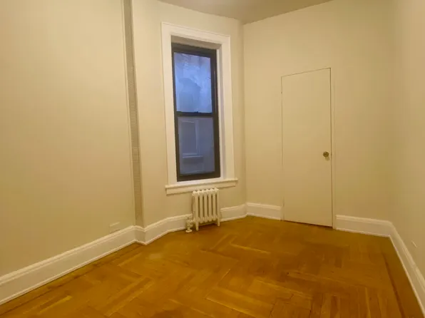 519 East 88th Street image 8 of 17