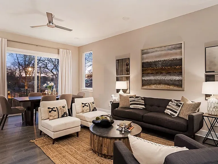 341 Douglas Ave #201 — Photo 23