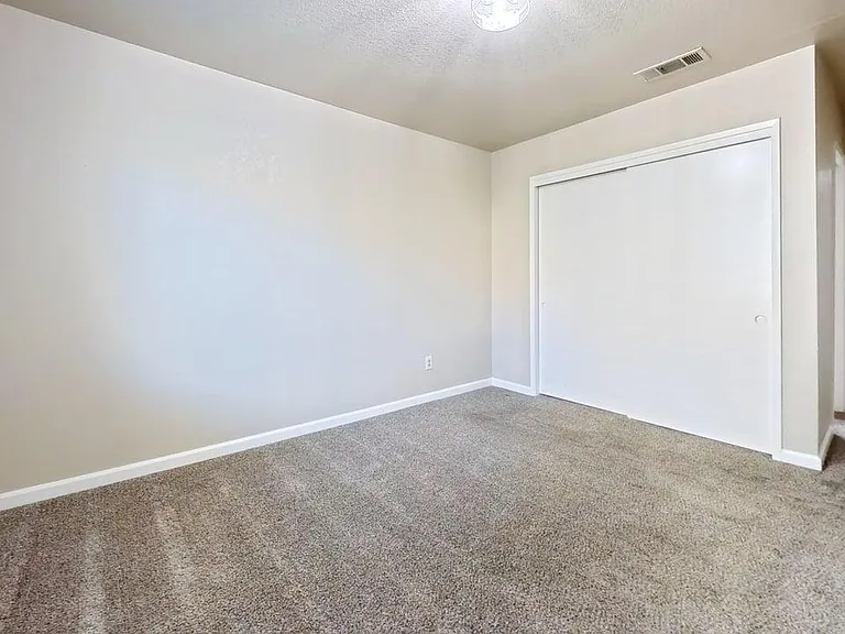 Northwood Place Apartments — Photo 13