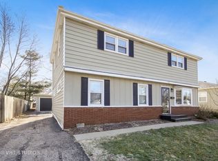 1211 S Sumner St, Wheaton, IL 60189