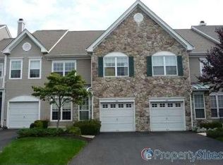 92 Dorchester Dr, Basking Ridge, NJ 07920