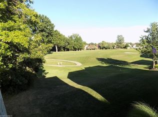 4609 Oak Point Rd, Lorain, OH 44053