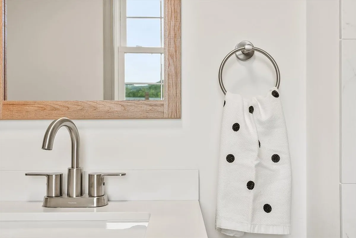 2 bed, 650 sqft, $1,340 — Photo 3