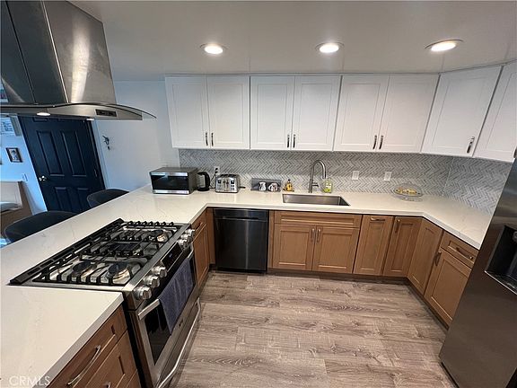 5th image of 19072 Oceanport Ln