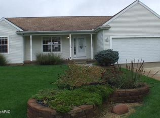 4526 Rolling Ridge Dr, Caledonia, MI 49316