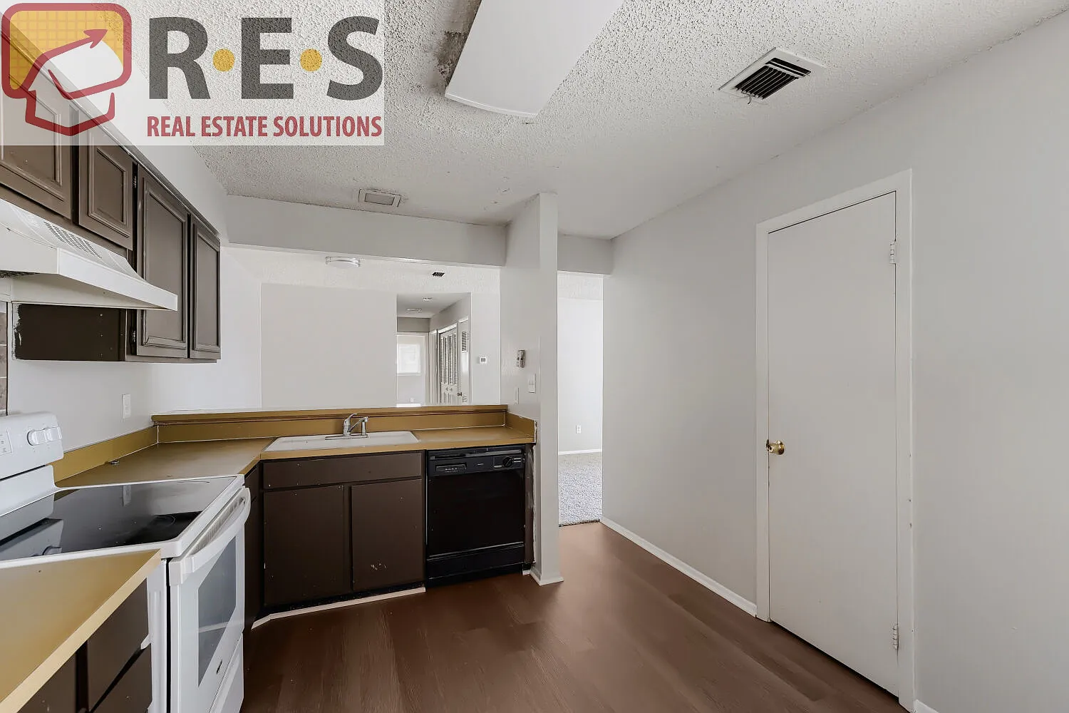 2 bed, 1086 sqft, $1,495 — Photo 3
