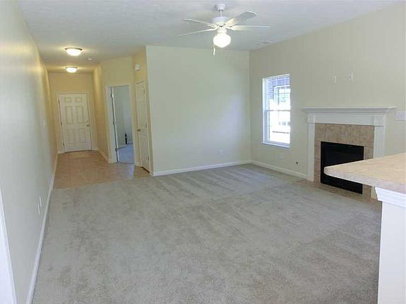 5th image of 904 Baden Manor Dr