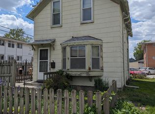923 S 16th St, Lincoln, NE 68508