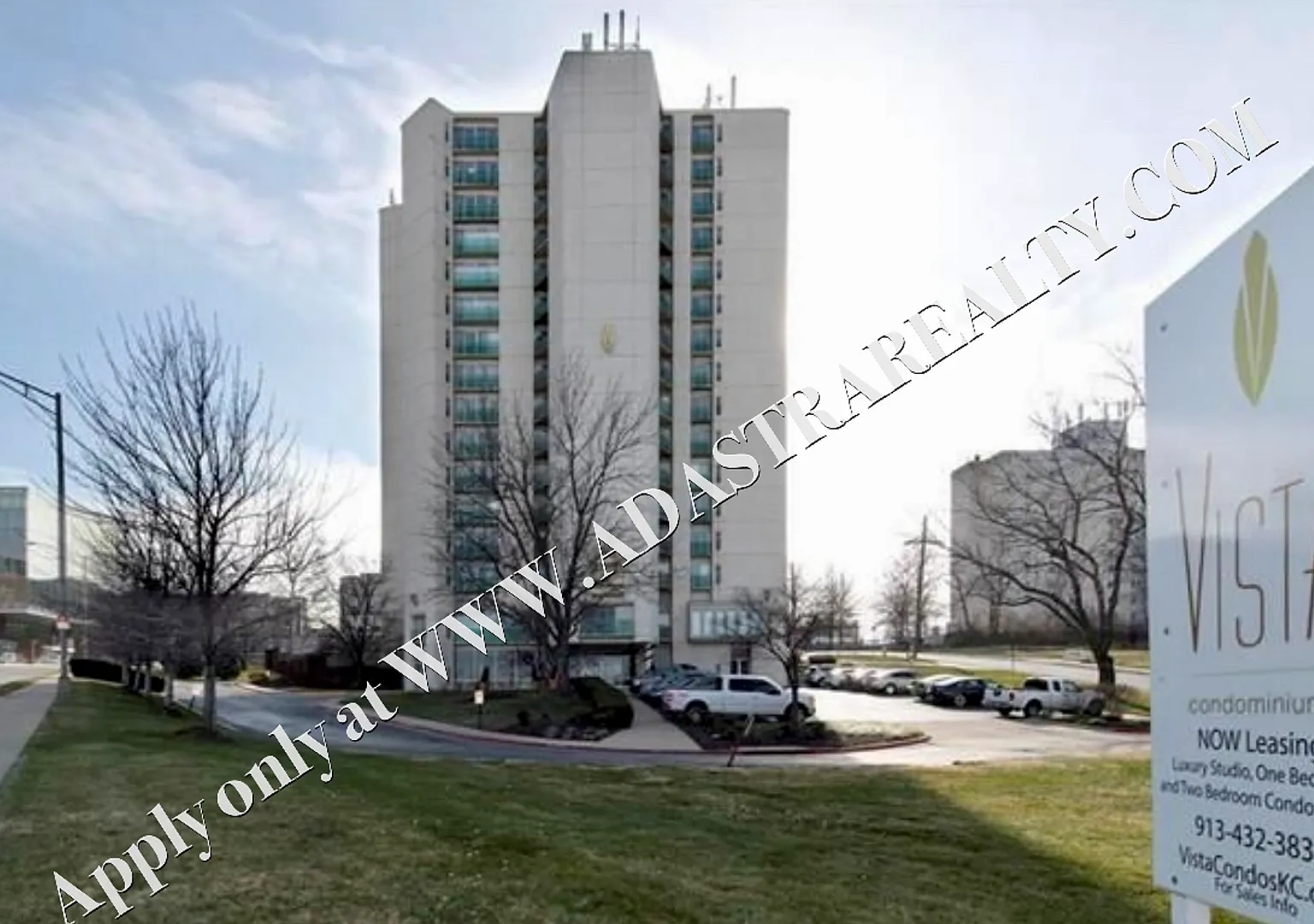Beautiful 1 Bed 1 Bath Condo Across The Street from KU Med Campus!-Available NOW!! — Photo 1