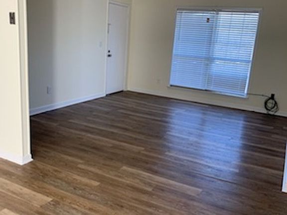 5th image of 1688 Old Highway 95 APT 8
