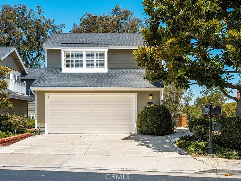 2726 Hilltop Dr — Photo 1