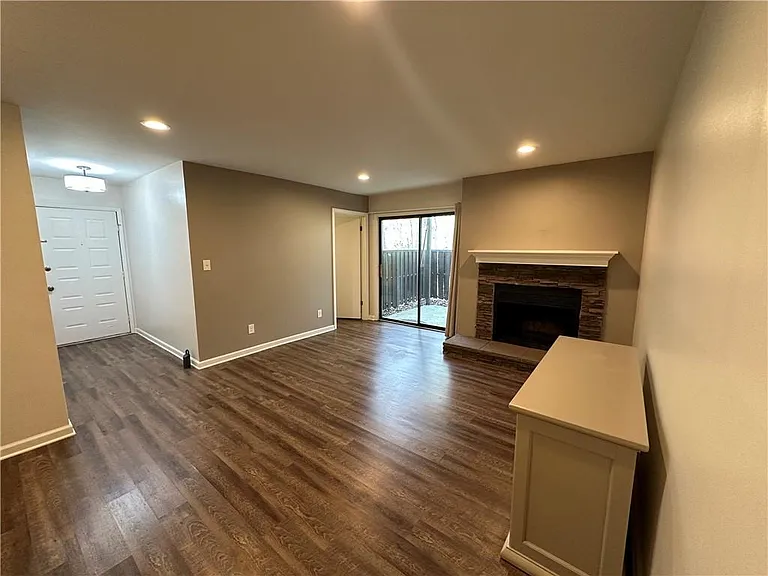 303 River Run Dr — Photo 15