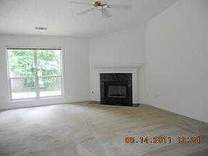 4th image of 540 Avalon Forest Dr