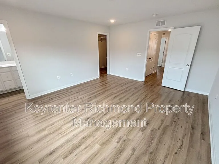 1404 Whitehurst Way — Photo 15