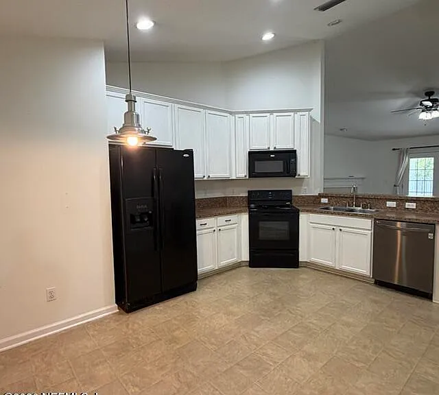 12045 Sands Pointe Ct — Photo 6