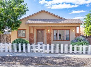 34 Craftsman Rd, Santa Fe, NM 87508