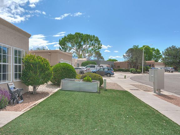 5th image of 6008 Knollwood Dr NE