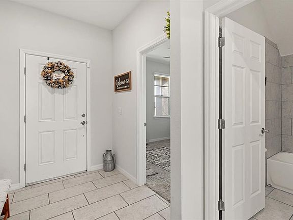 4th image of 1458 FLATWOOD STREET