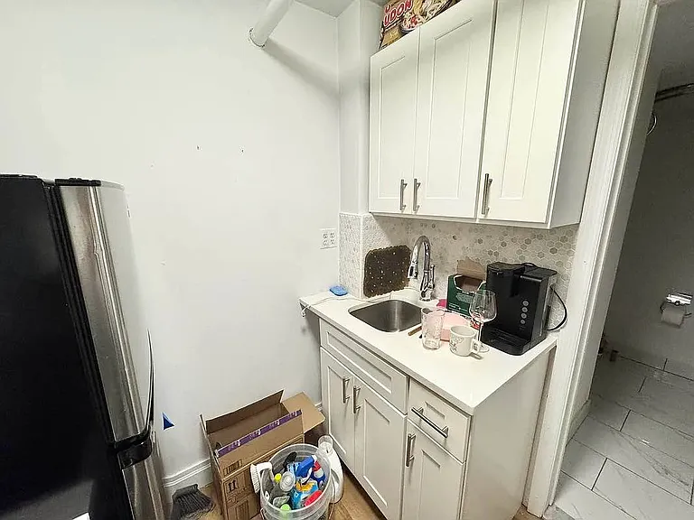 23 Leroy St #EBASE — Photo 5