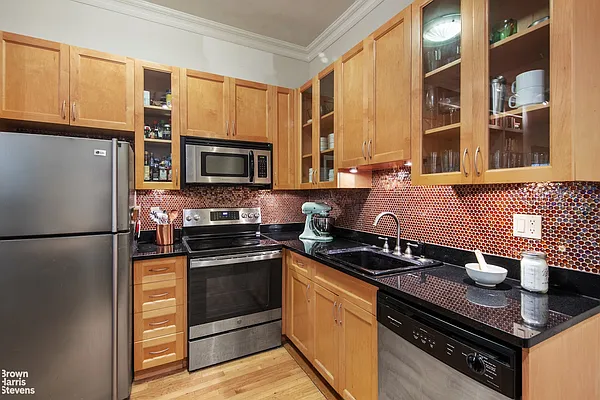 Rented by Brown Harris Stevens | media 12