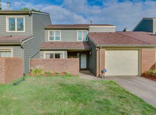 2140 Fort Harrods Dr APT 14, Lexington, KY 40513