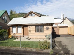 8464 Lake St, Peshastin, WA 98847