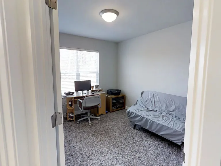 5401-5430 Preston Pl — Photo 9