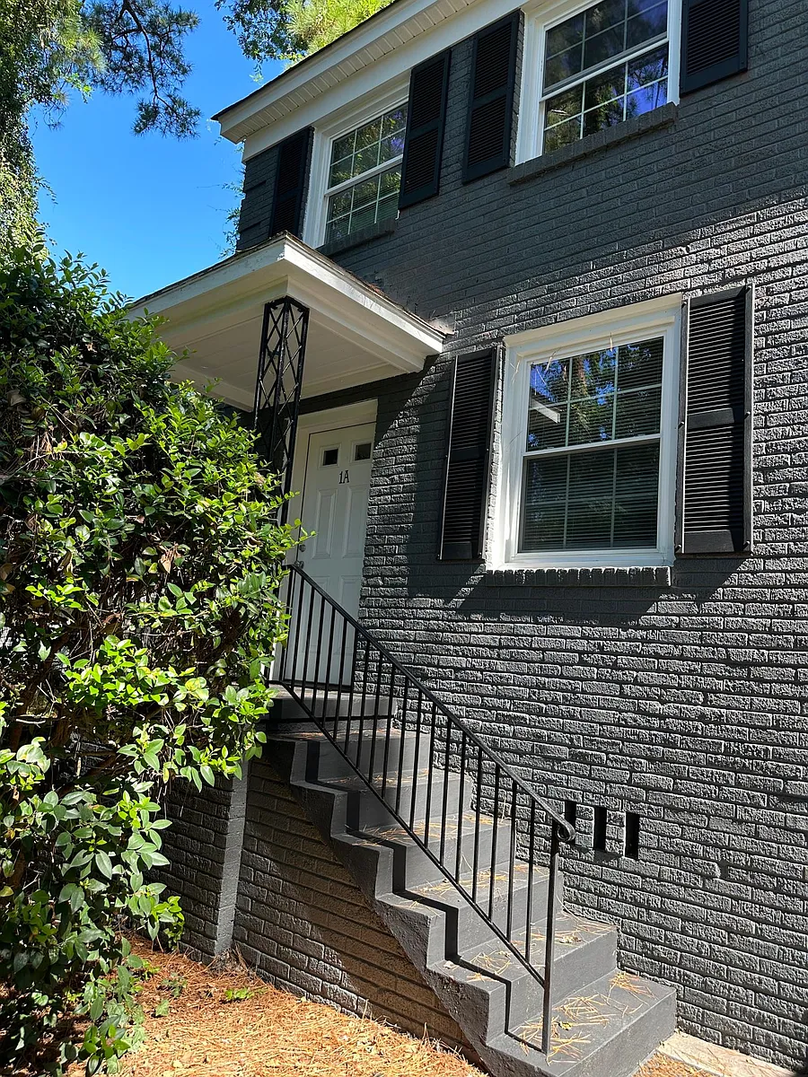 Building Photo - 1 Pinecrest Ct #A