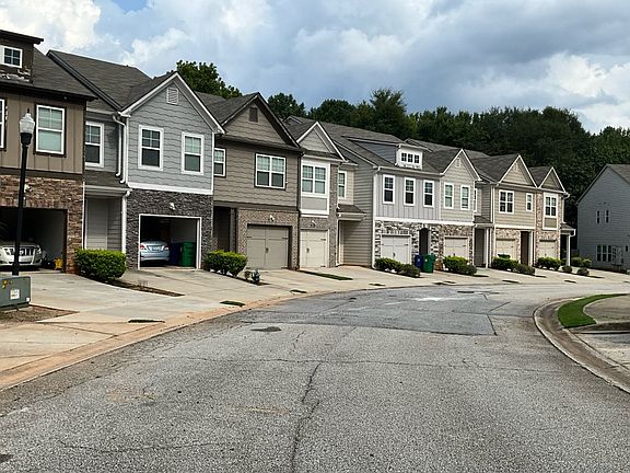 4th image of 4958 Longview Walk