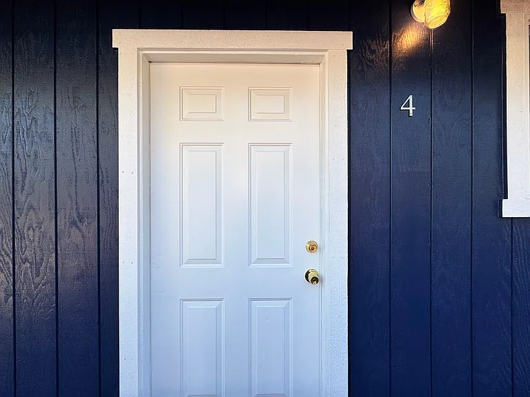 2148 Primrose Dr #4 — Photo 3