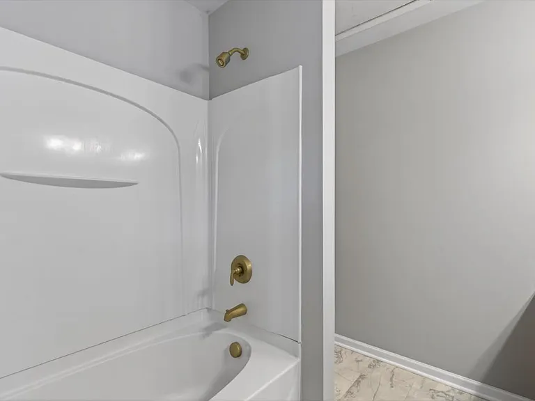 3445 Broadwick St — Photo 7