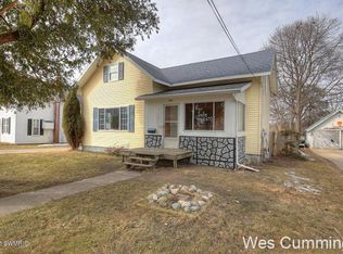 825 S Broas St, Belding, MI 48809