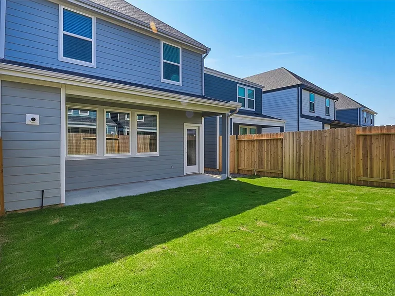 3538 Adelie Ln — Photo 40