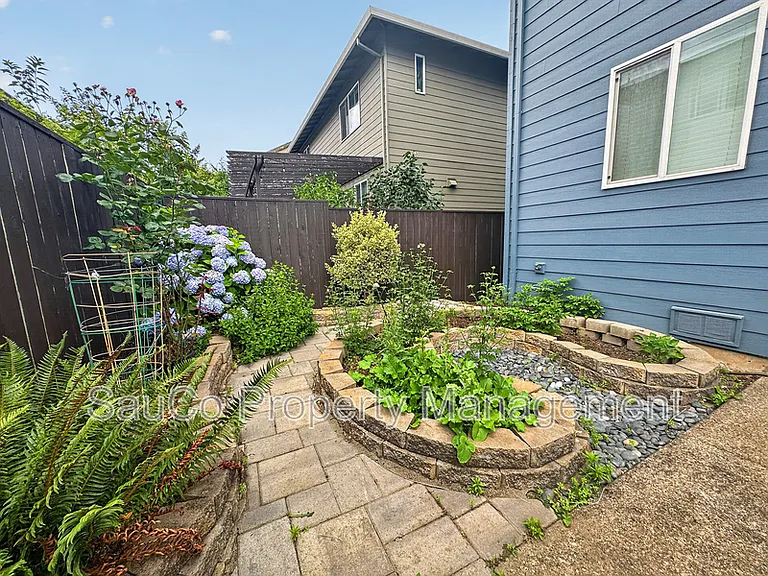 3453 SE Hare Ave — Photo 23