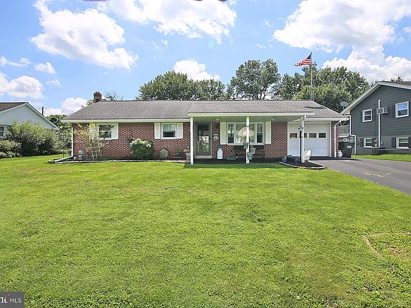 4th image of 43 Marie Ave