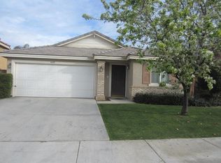 6622 Silver Moon Dr, Bakersfield, CA 93313