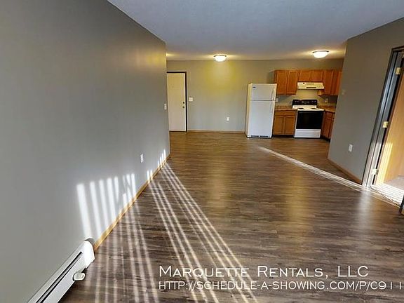 3rd image of 2445 Werner St APT 14