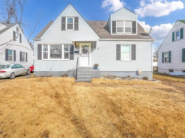 9827 Iveland Dr, Saint Louis, MO 63114