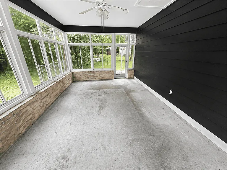 4477 E Centerville Rd — Photo 15