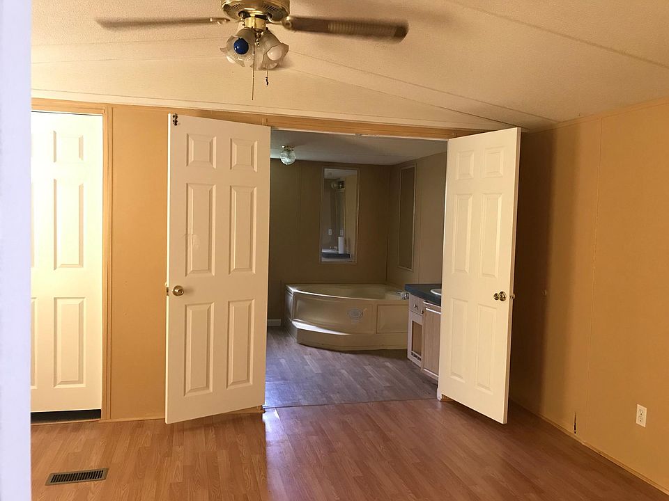 1st image of 183 Courtney Ln