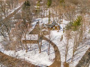 40W490 Winchester Way, St Charles, IL 60175