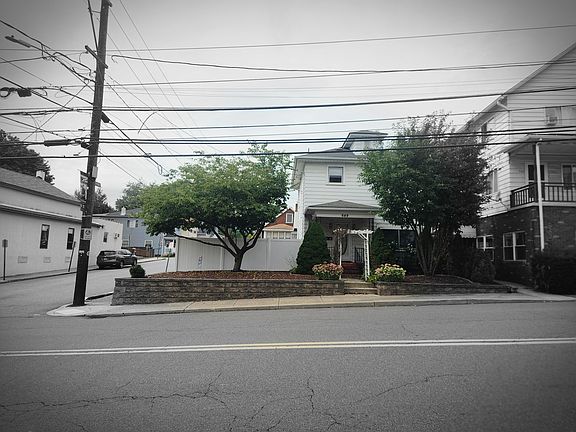 2nd image of 649 S Main St