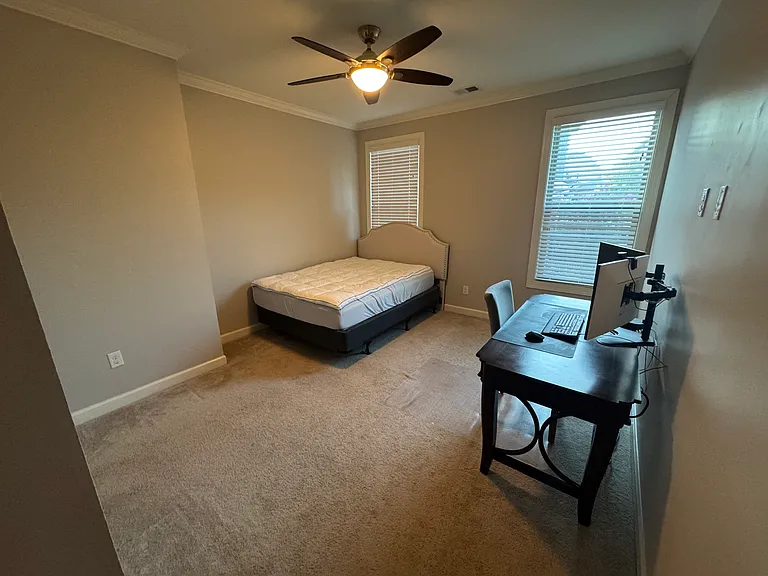 1142 Arges River Dr — Photo 3