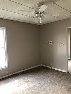 724 Elizabeth St — Photo 3