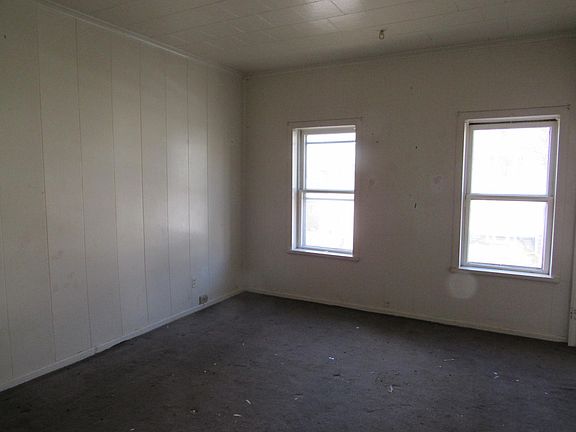 4th image of 609 Park St #2